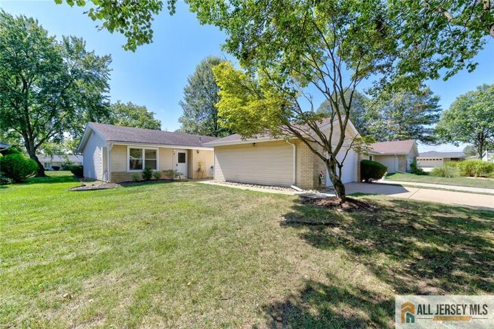 301 Yardley Drive A  Monroe NJ 08831 photo