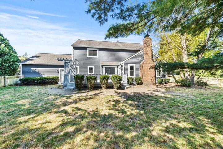 Property Photo: 1155 Ashford Court OH 43082