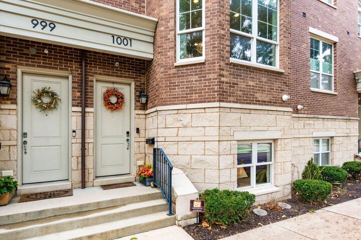 Property Photo:  1001 Dennison Avenue  OH 43201 