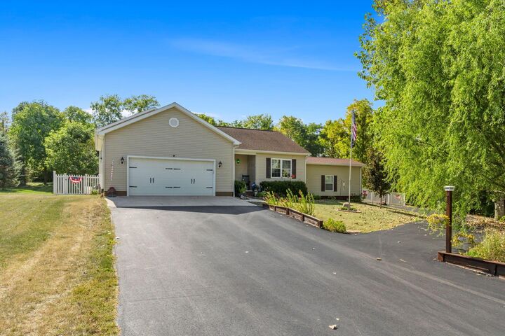 Property Photo: 12220 Darby Creek Drive OH 43319