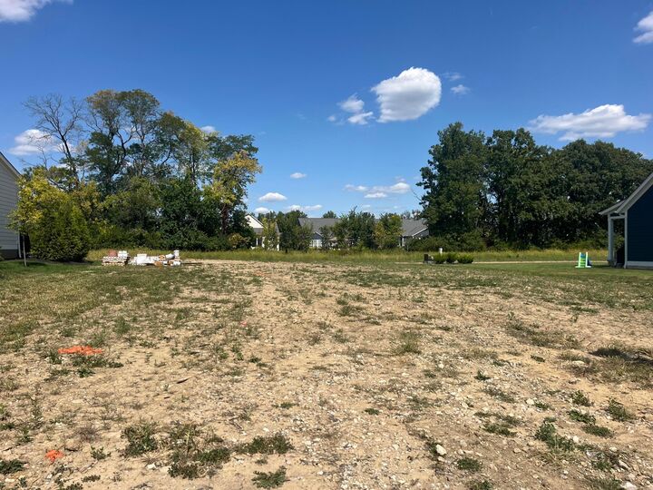Property Photo:  8072 Canopy Glen Drive  OH 43064 