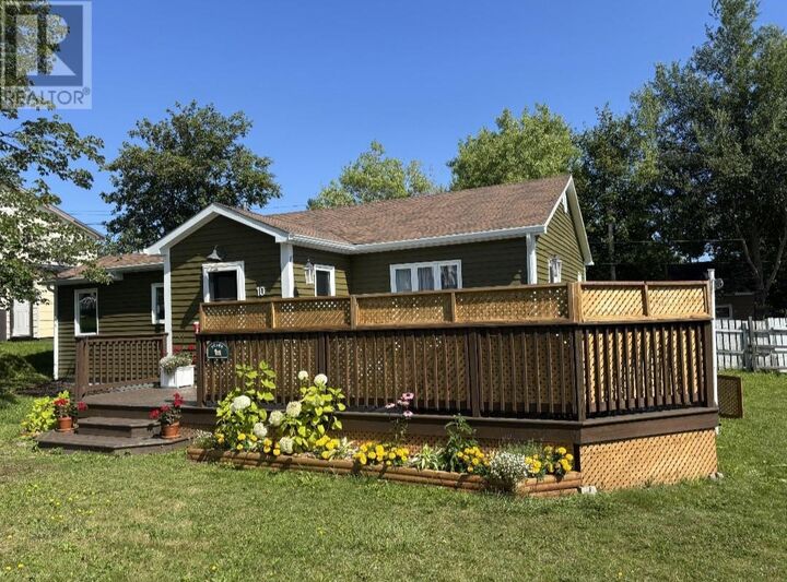 Property Photo: 10 King Street NL A2N 2E5