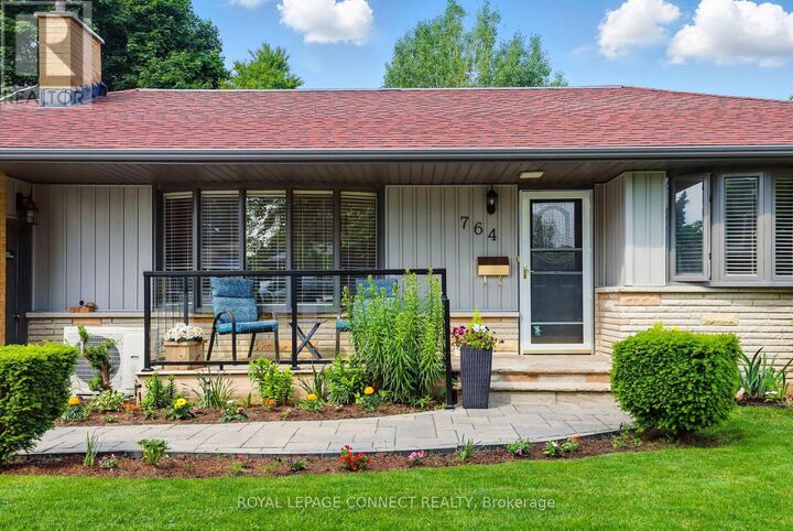 Property Photo:  764 Westdale Street  ON L1J 5B7 