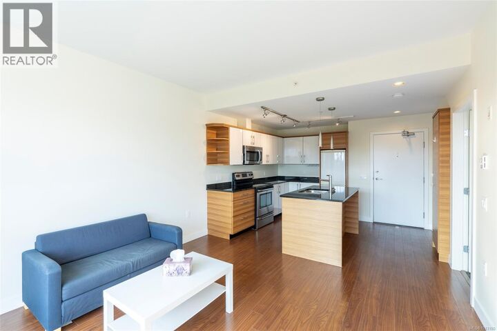 Property Photo:  4030 Borden Street 402  BC V8X 2E9 