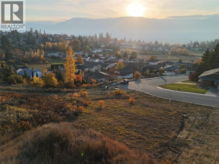 Property Photo:  1102 12th Avenue  BC V0B 1G6 