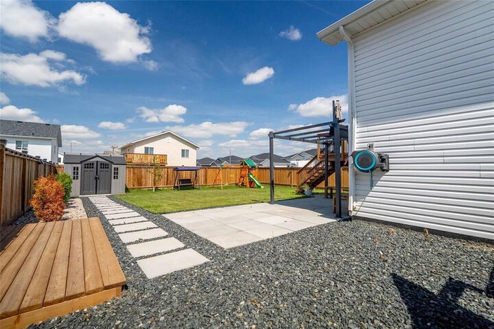 Photo de la propriété: 92 York Crescent MB R5G 2V4