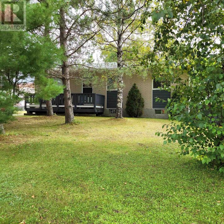 Photo de la propriété: 34 Terrace Heights Dr ON P0T 2W0