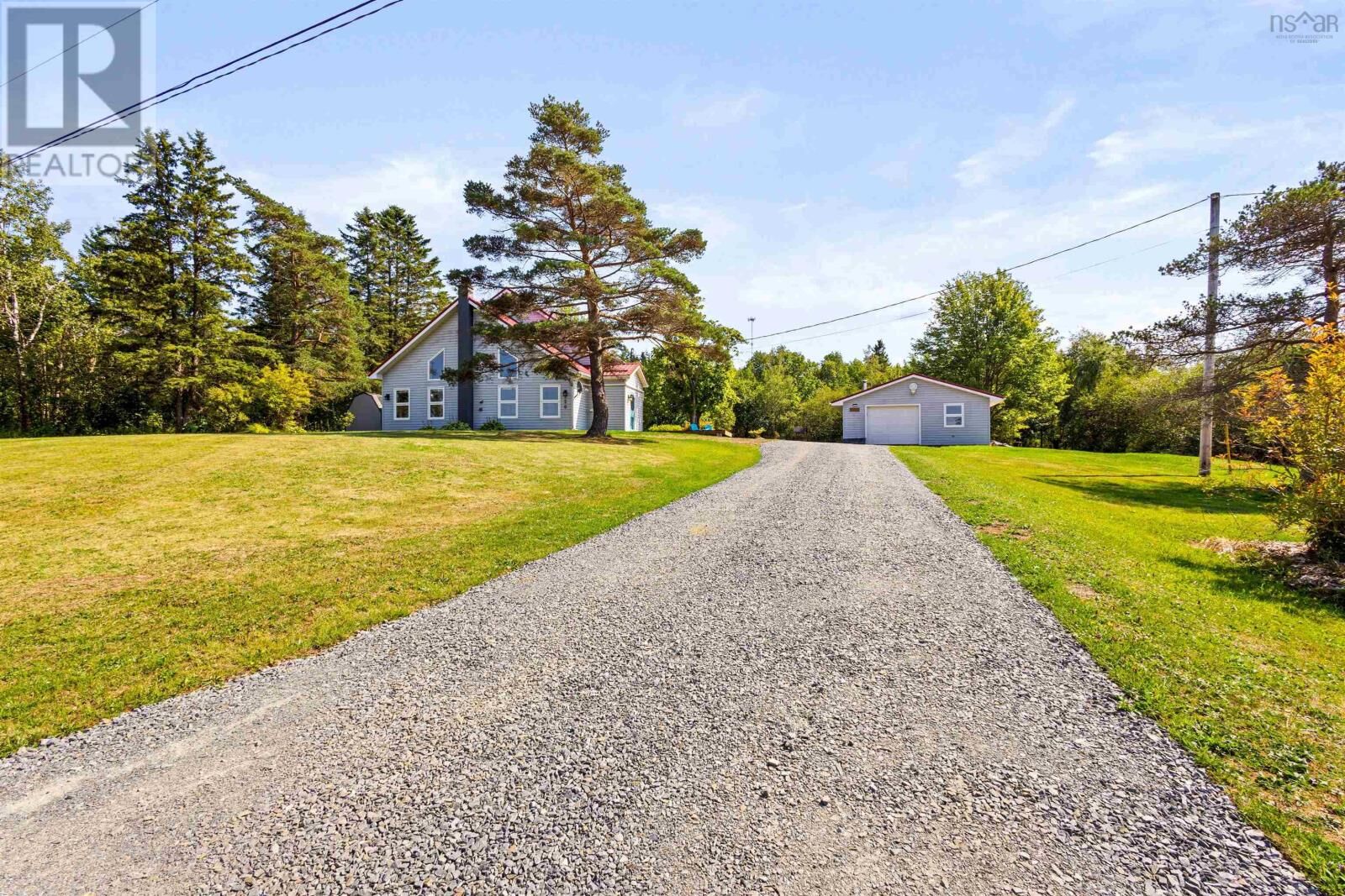 Property Photo:  320 Main Street West  NS B0N 2J0 