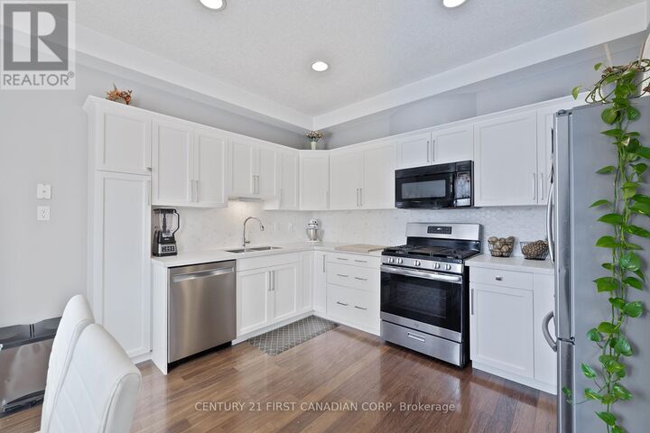 Property Photo: 1185 Smithson Court ON N5X 4P1
