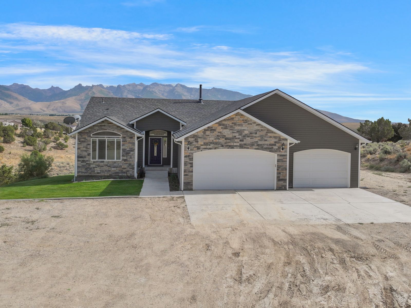 Property Photo:  264 Cliff Lane  NV 89815