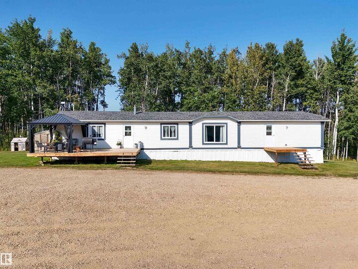 Property Photo: 7418 Twp Road 510 AB T0C 1Z0