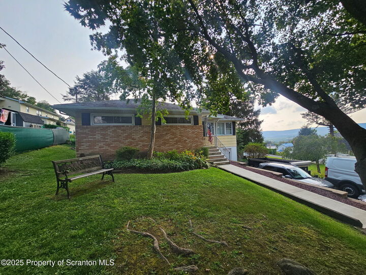 Property Photo: 1222 Willow Street PA 18505