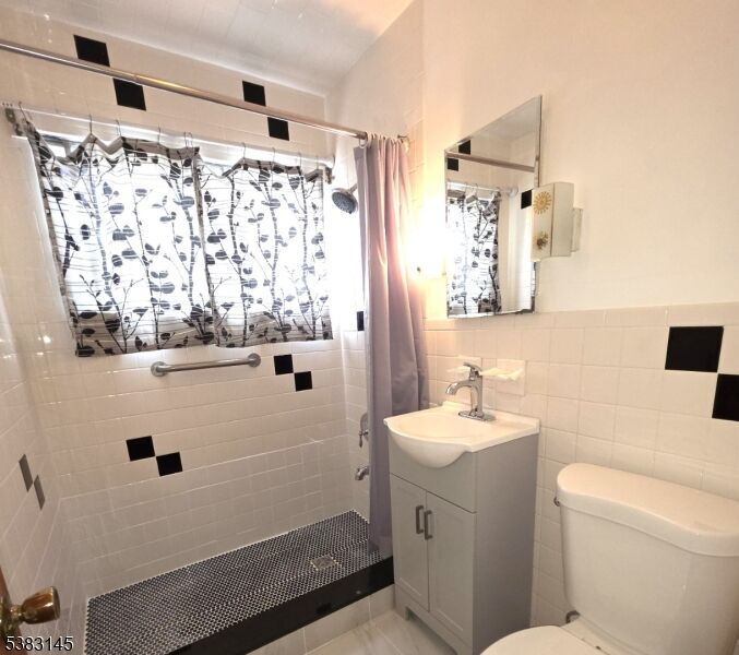 Property Photo:  399 N Main St  NJ 07885 