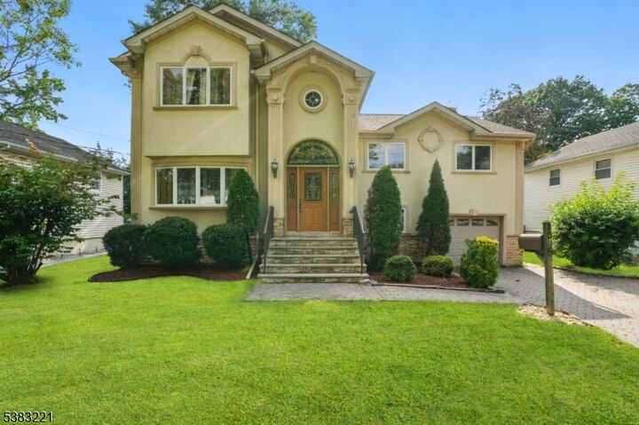 18 Evergreen Ave  Springfield Twp. NJ 07081 photo