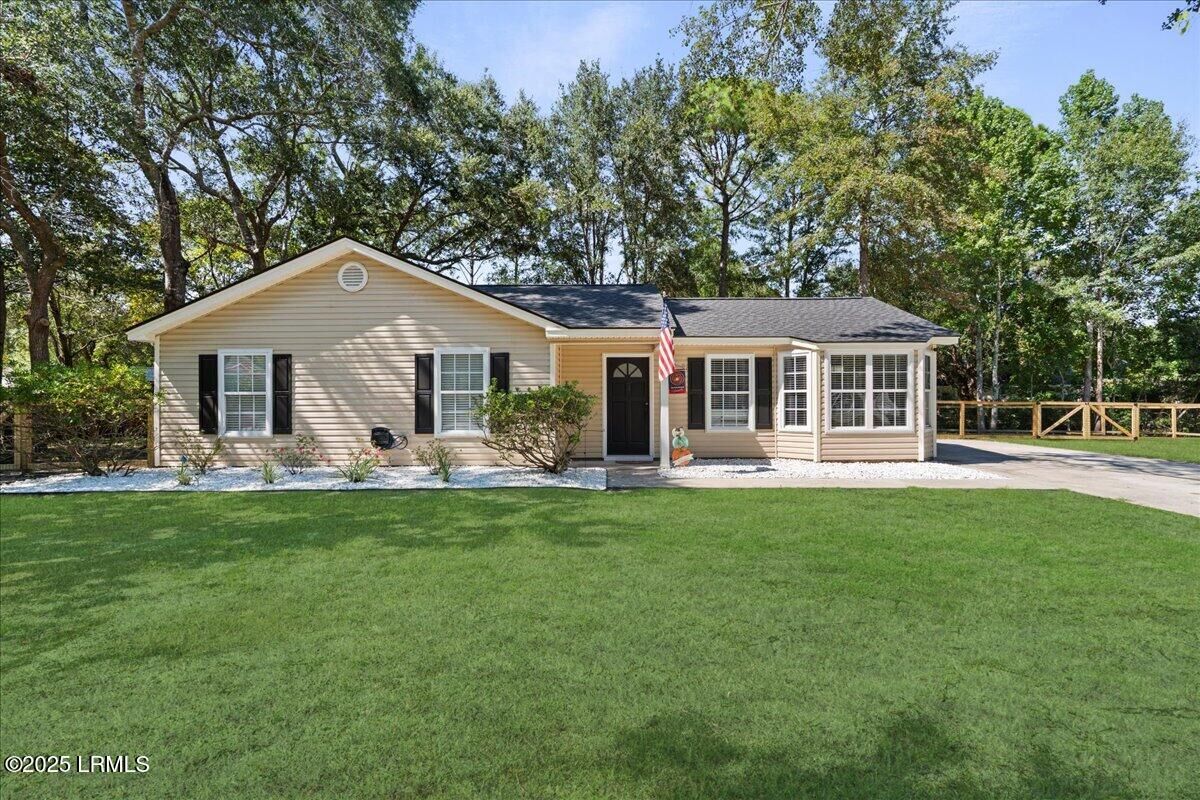 Property Photo:  19 Star Magnolia Court  SC 29907 