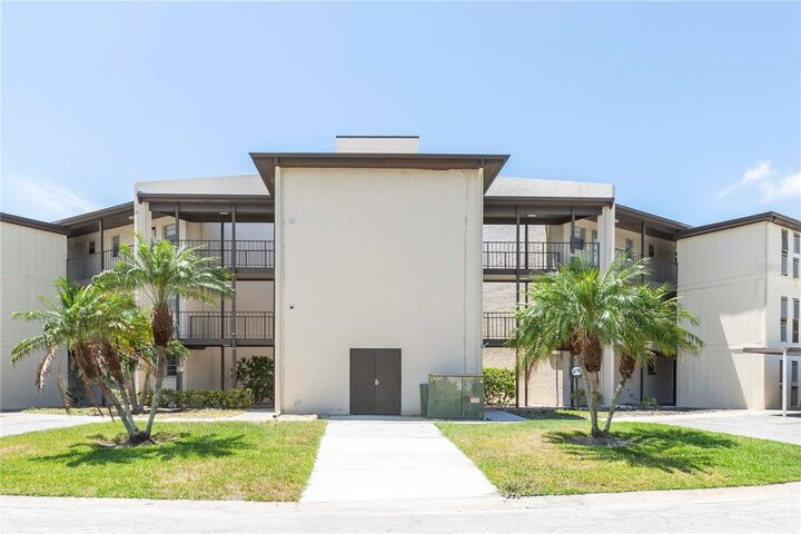 Property Photo:  5245 Amulet Drive 108  FL 34652 