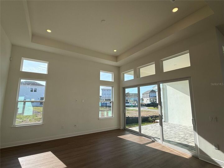 Property Photo:  10052 Peebles Street  FL 32827 