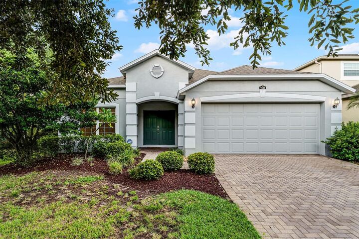 Property Photo: 9141 Oak Commons Way FL 32832