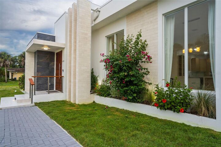 Property Photo: 4249 S Cranberry Boulevard FL 34286