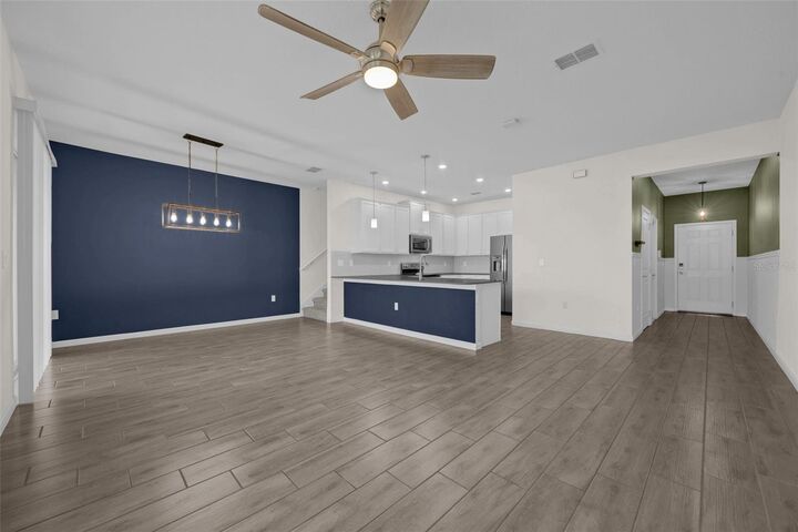 Property Photo: 9389 Tecumseh Drive FL 32825
