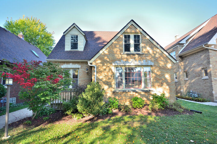 2657 N 67th St  Wauwatosa WI 53213 photo