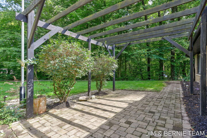 Property Photo:  3104 53rd Street  MI 49419 