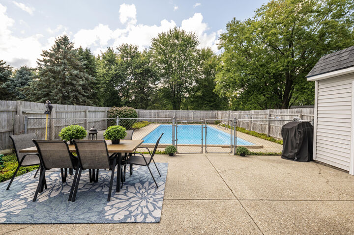 Property Photo:  2739 Orchard Lane NW  MI 49534 