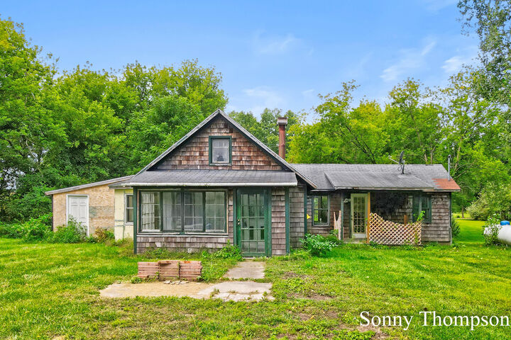 Property Photo:  10151 Button Road  MI 48809 