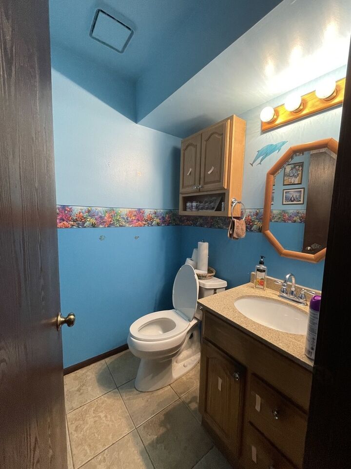 Property Photo:  8044 S Colfax Avenue  IL 60617 