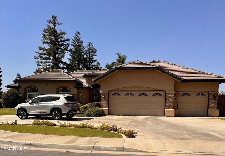 1103 Carpenter Court  Bakersfield CA 93311 photo