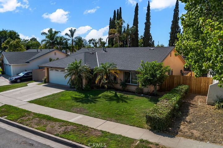 Property Photo:  560 N Noble St  CA 92869 