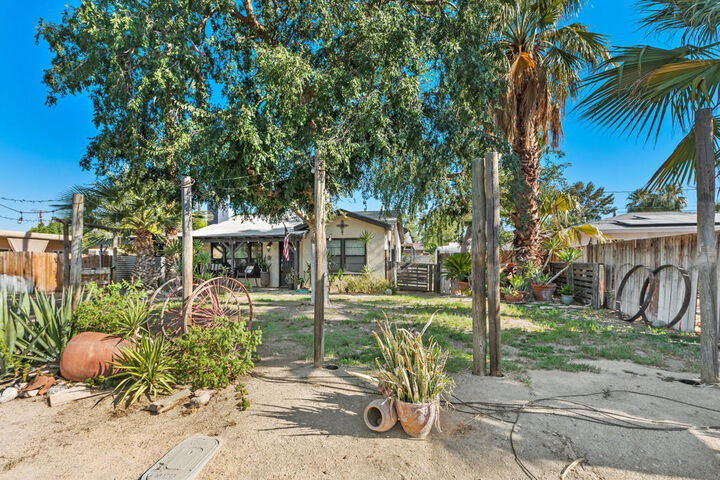 Property Photo:  74057 De Anza Way  CA 92260 