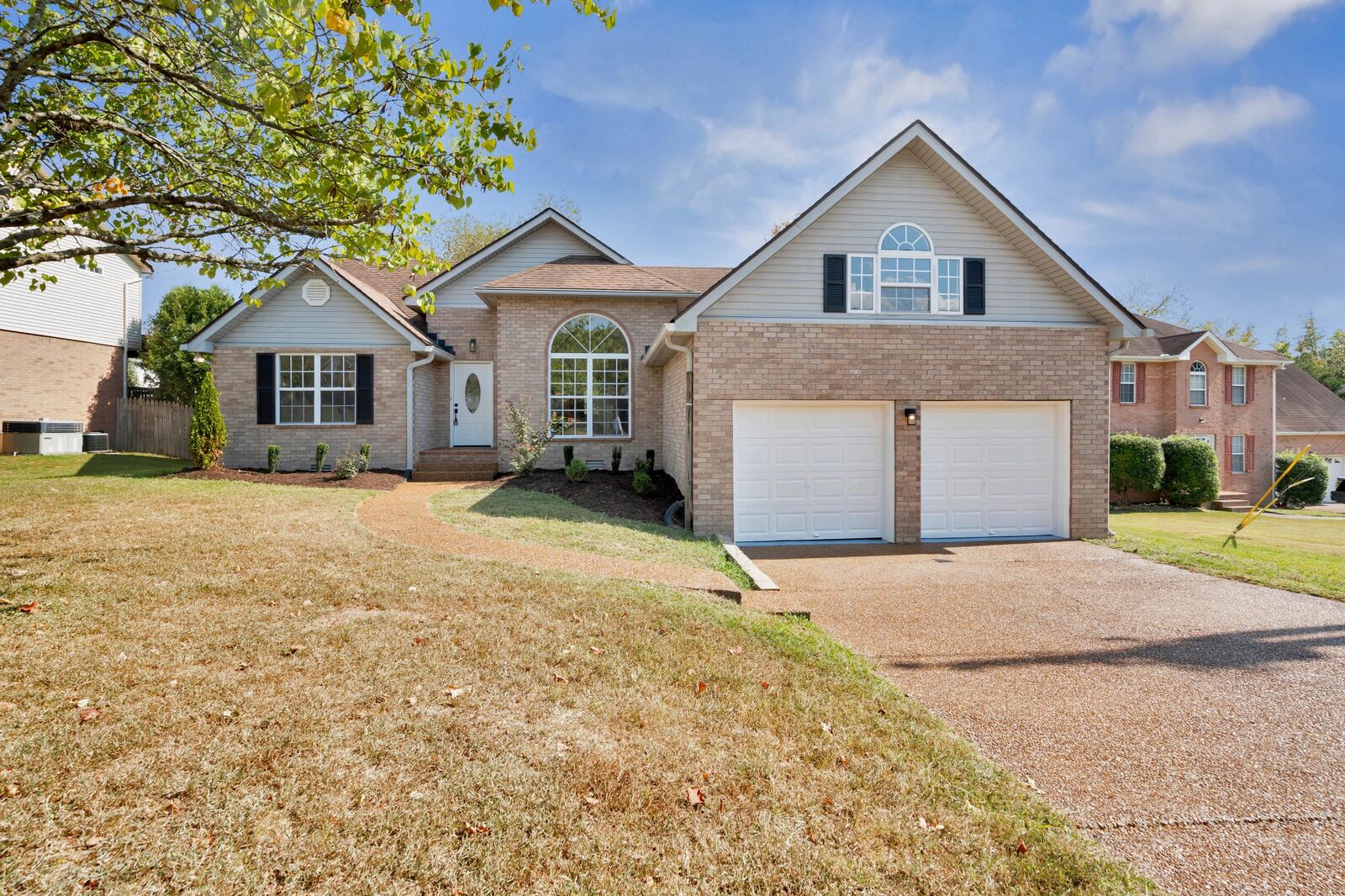 Property Photo: 705 Pinehurst Pt TN 37122