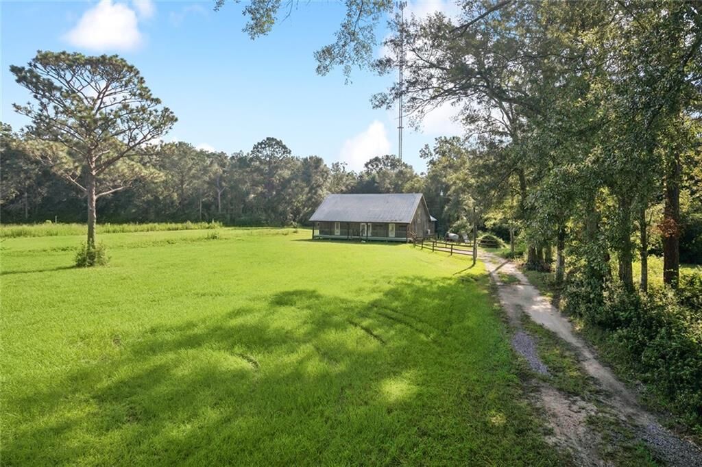 Property Photo:  72120 Joseph Road  LA 70433 