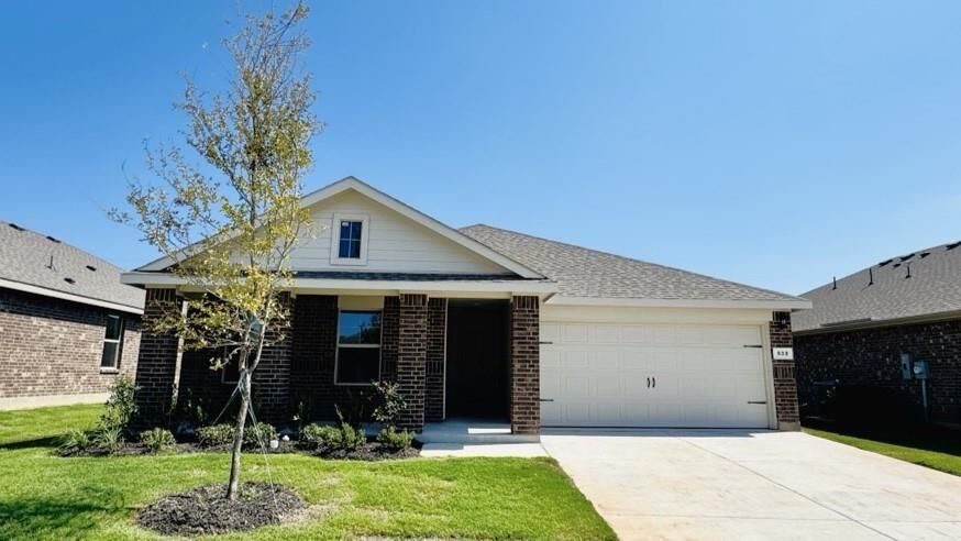 Property Photo: 532 Marsh Street TX 76033
