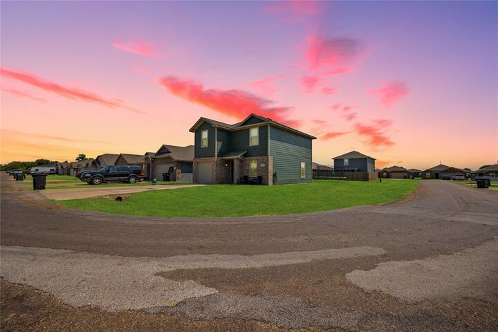 Photo de la propriété:  452 Bobbie Street  TX 75147 