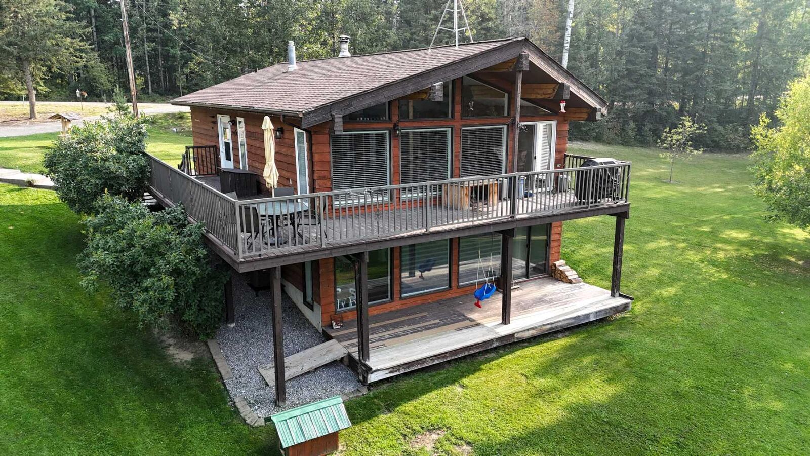 Property Photo: 18315 Township Road 534A AB T7E 3T3