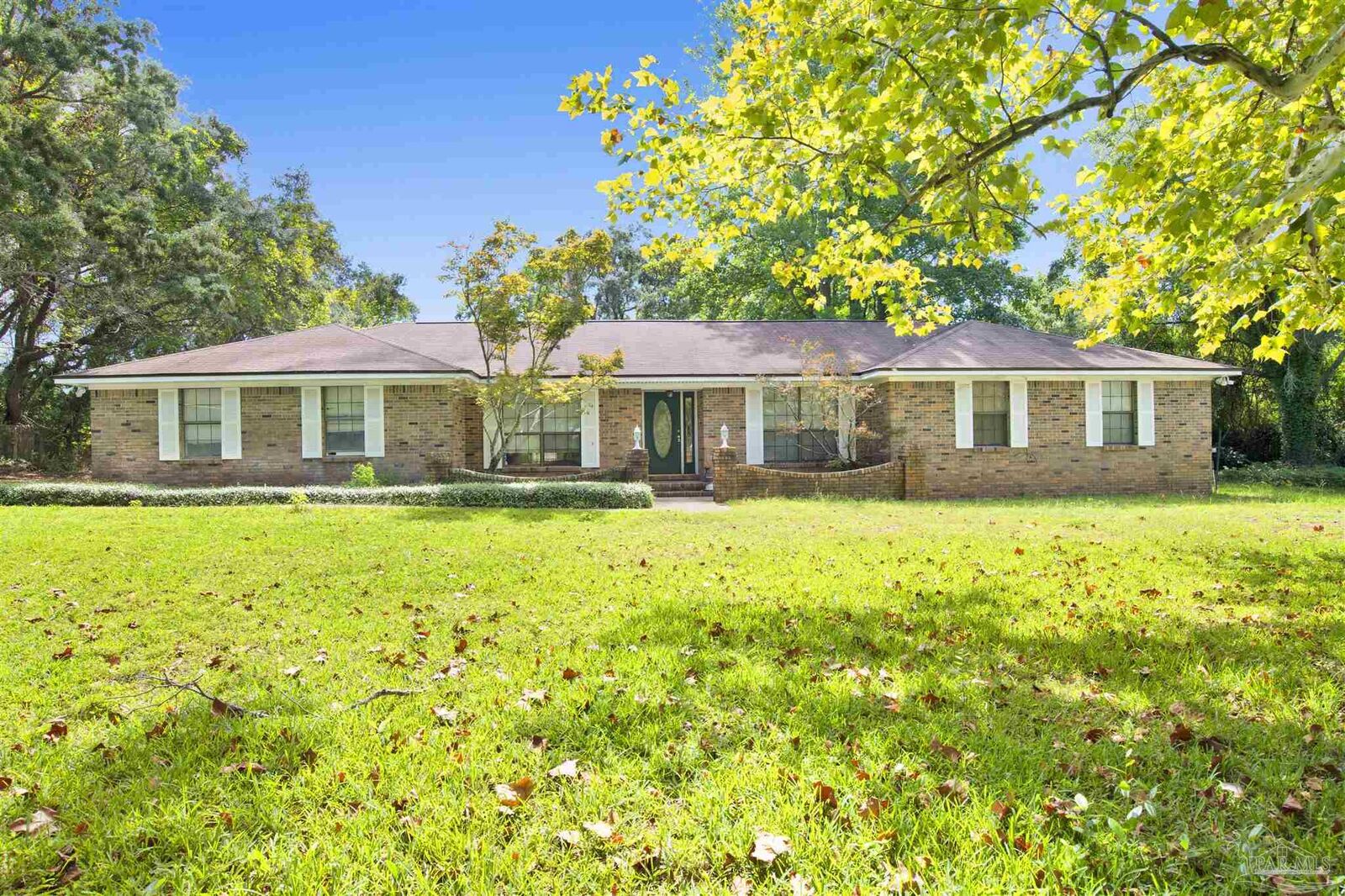 Property Photo: 3065 Rosa Del Villa Dr FL 32563