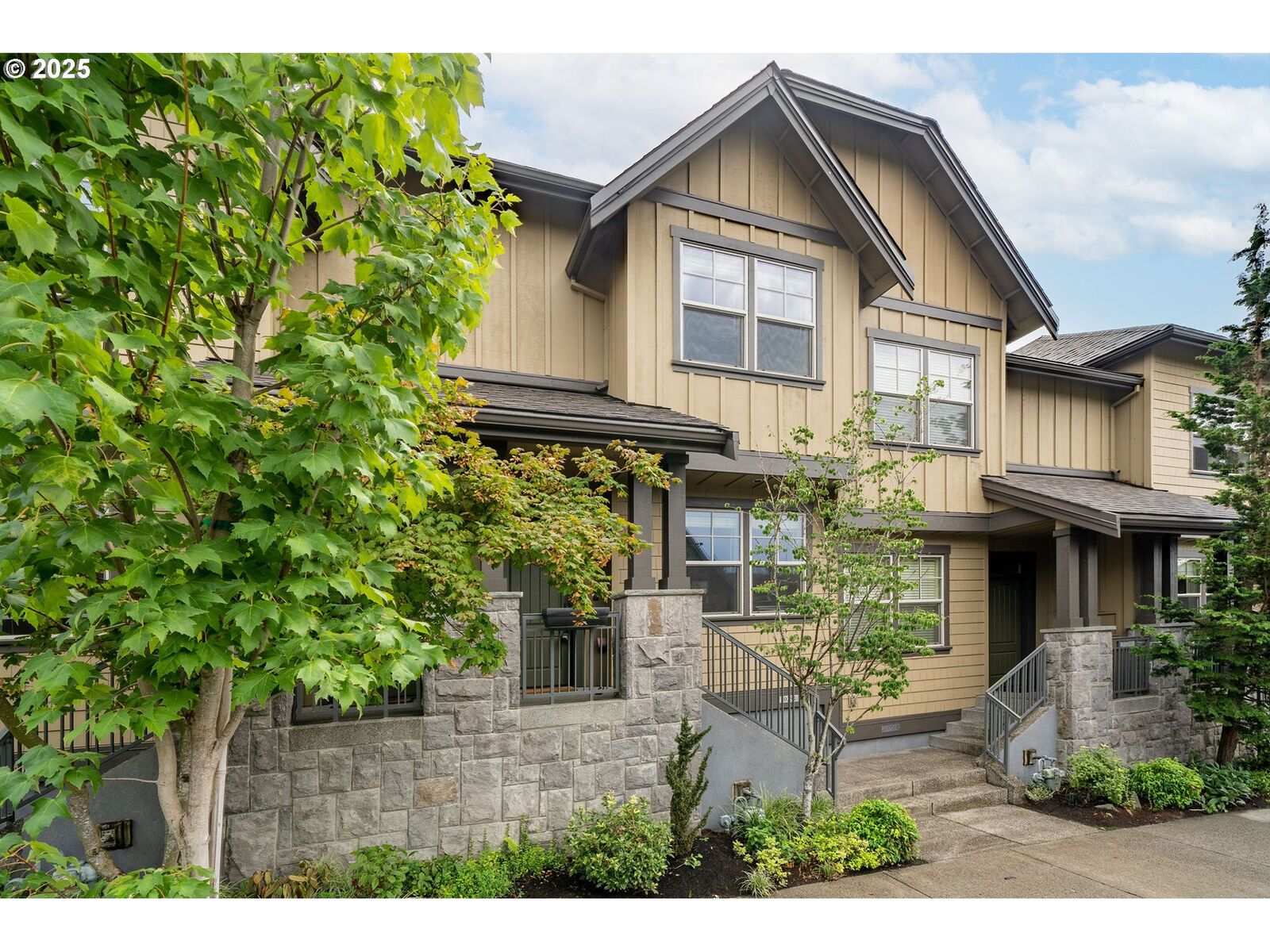Property Photo: 10258 SW Taylor St OR 97225