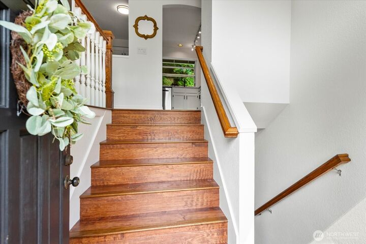 Property Photo: 4403 NE 187th Place WA 98155
