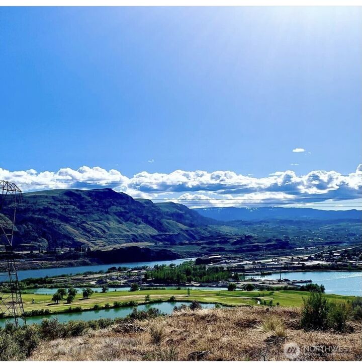 Property Photo: 6856 Batterman Road WA 98850