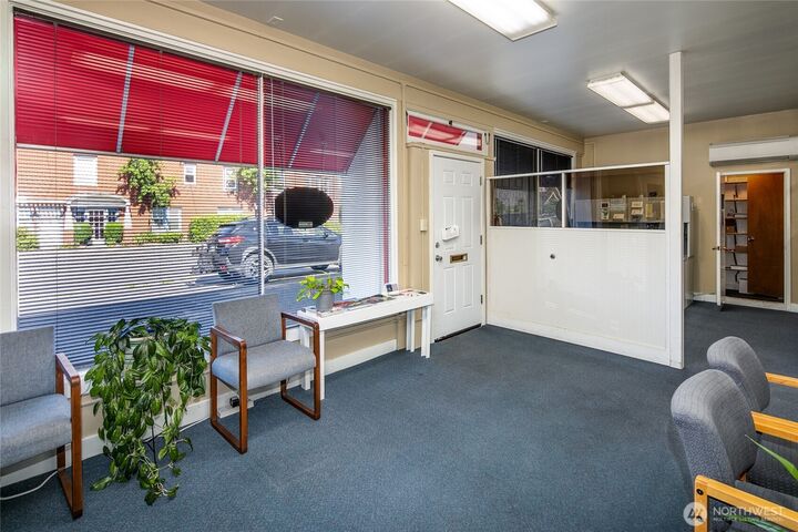 Property Photo:  2600  Elm Street  WA 98225 