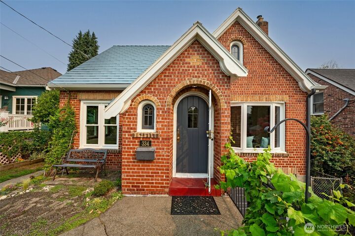 334 NE 57th Street  Seattle WA 98105 photo