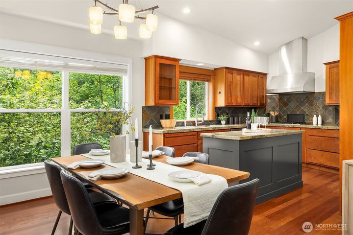 Property Photo:  11005 NE 100th Place  WA 98033