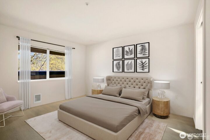 Property Photo: 3919 Latona Avenue NE 402 WA 98105