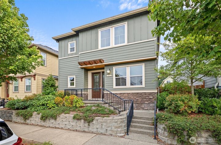 1576  14th Place NE  Issaquah WA 98029 photo
