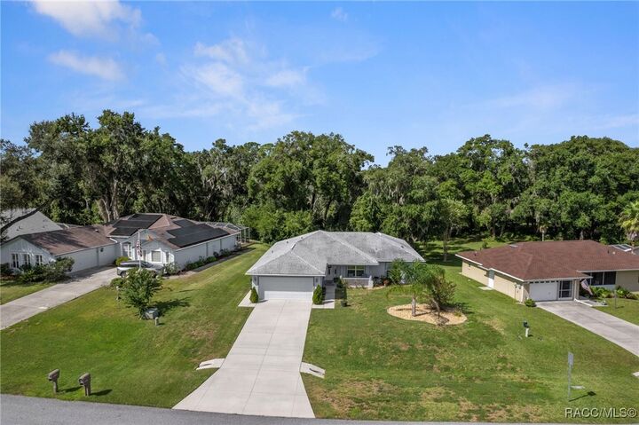 Property Photo:  2726 N Canterbury Lake Drive  FL 34442 