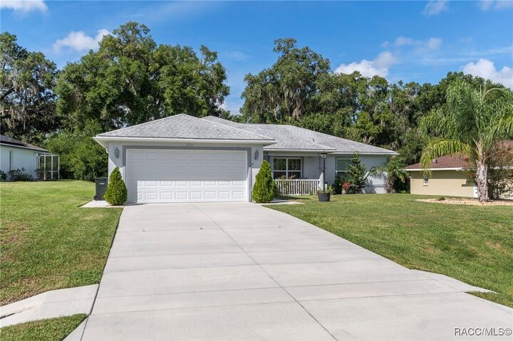 Property Photo: 2726 N Canterbury Lake Drive FL 34442