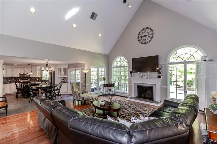 Property Photo:  259 Central Avenue  RI 02919 