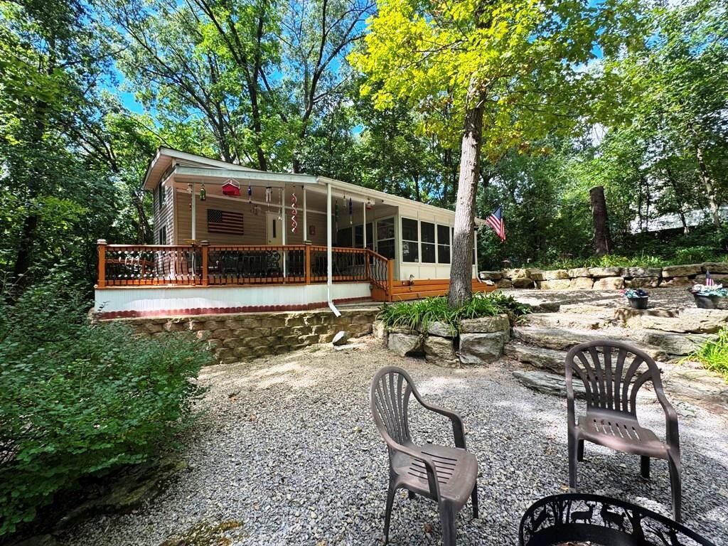 Property Photo:  306 Westview Drive  WI 53534 